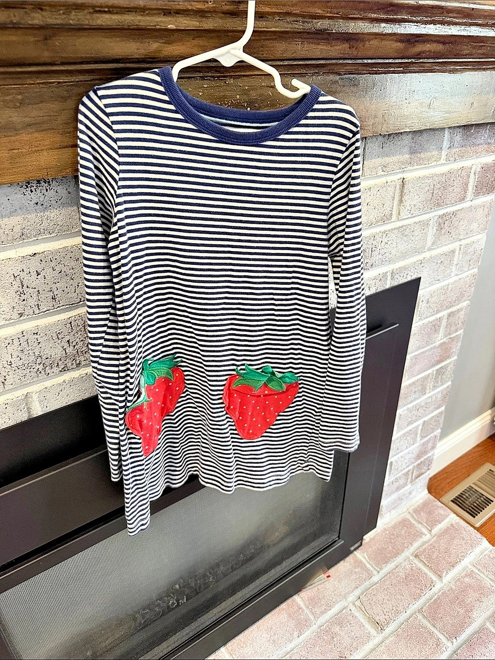 Mini Boden Girls Striped Long Sleeve Top Size 5-6 Like New